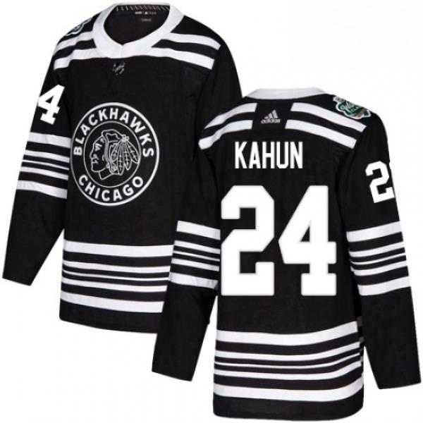 Mens Adidas Chicago Blackhawks 24 Dominik Kahun Black Authentic 2019 Winter Classic Stitched NHL Jersey